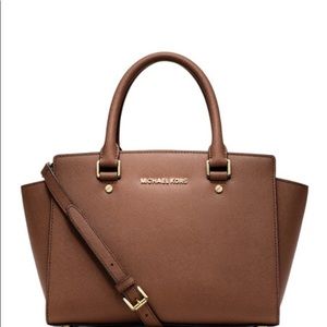 Michael Kors Medium Selma